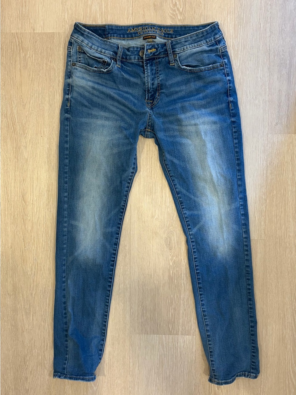 American Eagle Outfitters Slim Men’s Jeans in Faded Blue Wash